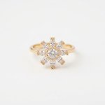 Anillo flor dorado